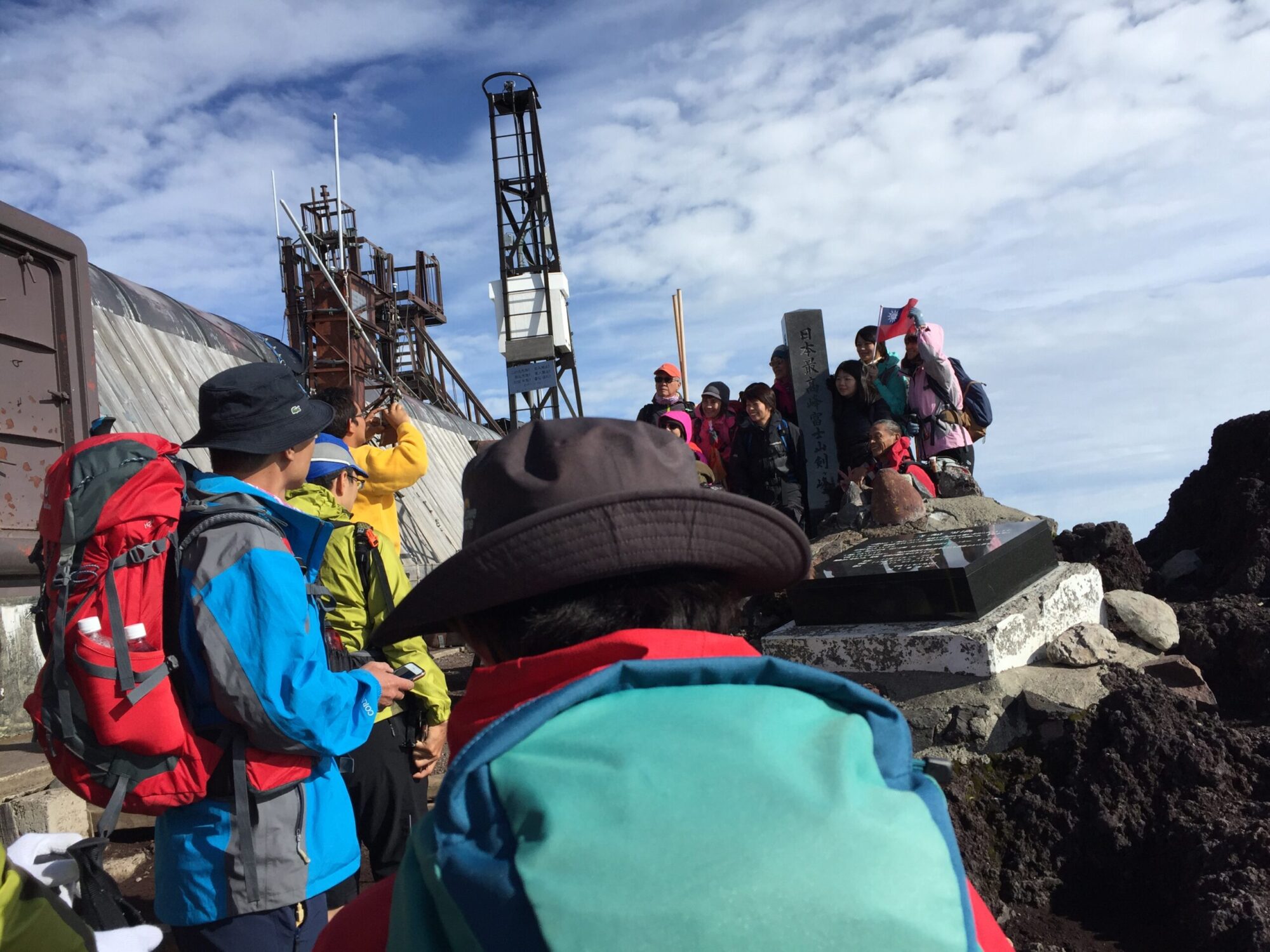 【富士山】百名山⑩ 初心者でも登れる？コース・時期・装備・注意点を完全解説